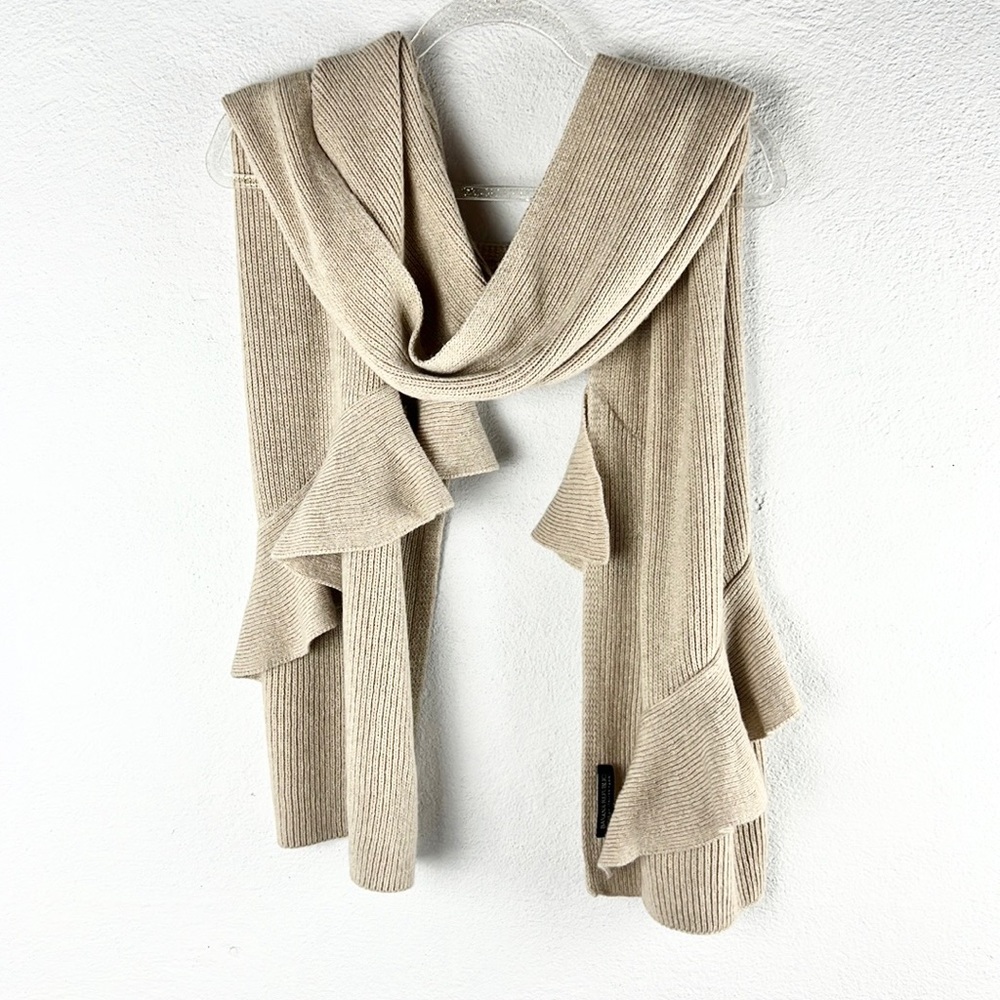 BANANA REPUBLIC |🧣Beige Italian Yarn Ruffled Wool Blend Rectangular Large Scarf